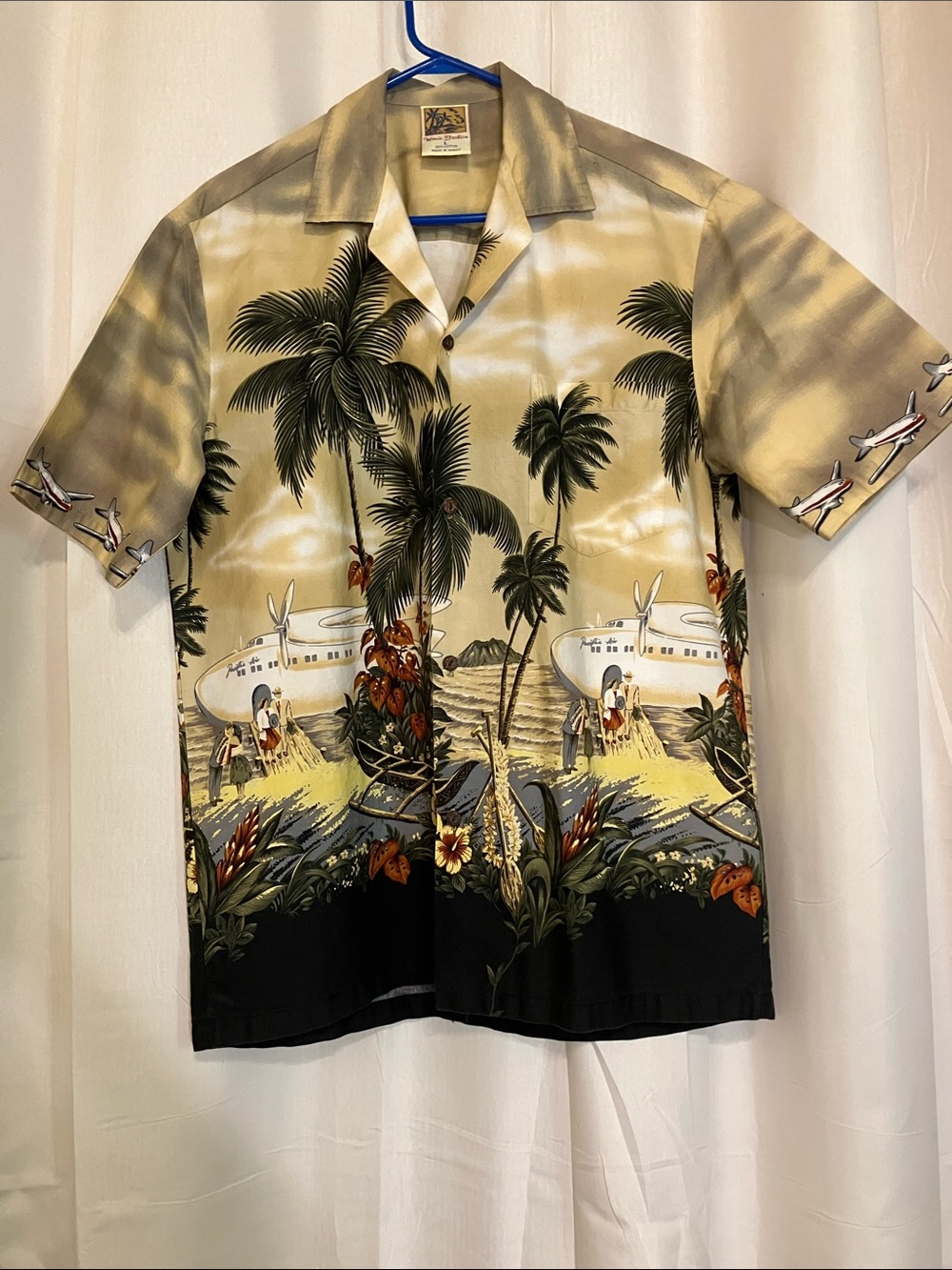 Winnie Fashion Vintage Hawaiian shirt with Palms, Tropical Flowers and Airplanes